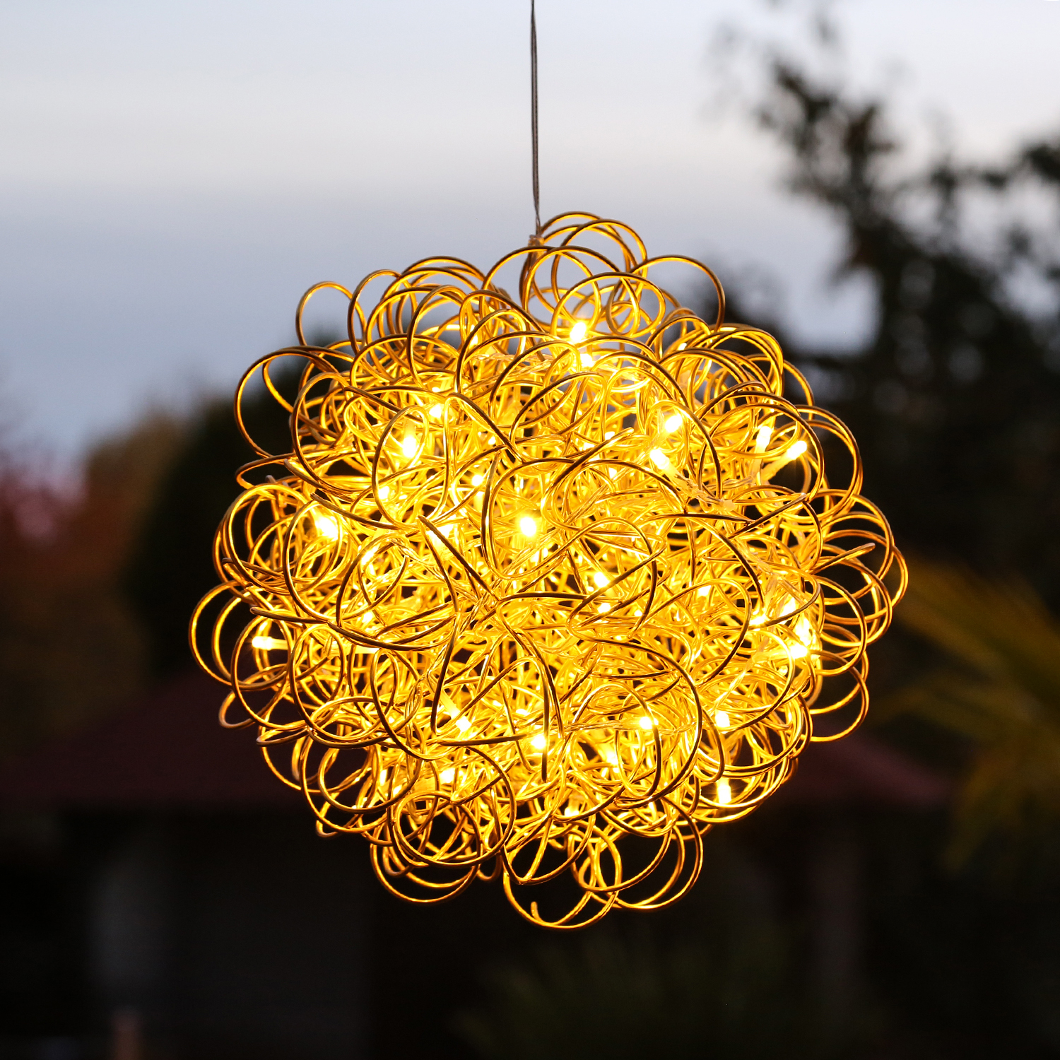 LED 3D Design Drahtkugel SPHERE - 50 warmweiße LED - D: 30cm - für Innen und Außen - gold - Gallery 1 LED 3D Design Drahtkugel SPHERE - 50 warmweiße LED - D: 30cm - für Innen und Außen - gold