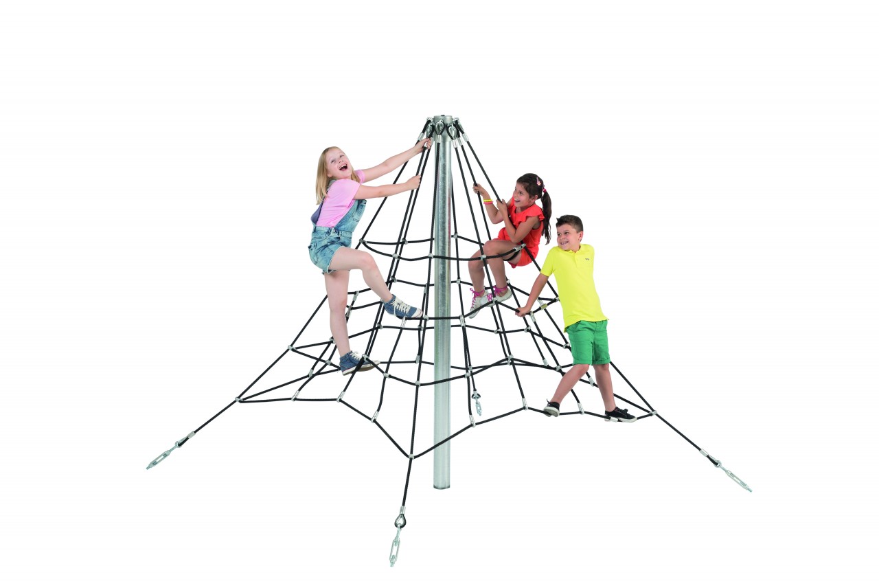 Klettergerüst 20 m Pyramide mit Kletternetz Klettergerüst 20 m Pyramide mit Kletternetz