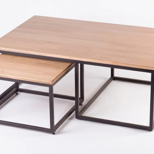Eleganter Beigefarbener Couchtisch aus Holz im modernen Stil
