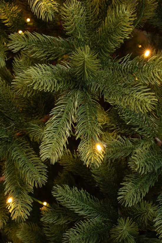 Black Box Trees Nagoya Künstlicher Weihnachtsbaum mit warmweißen LED-Lichtern - H180 x Ø108 cm - Grün - Gallery 4 Black Box Trees Nagoya Künstlicher Weihnachtsbaum mit warmweißen LED-Lichtern - H180 x Ø108 cm - Grün