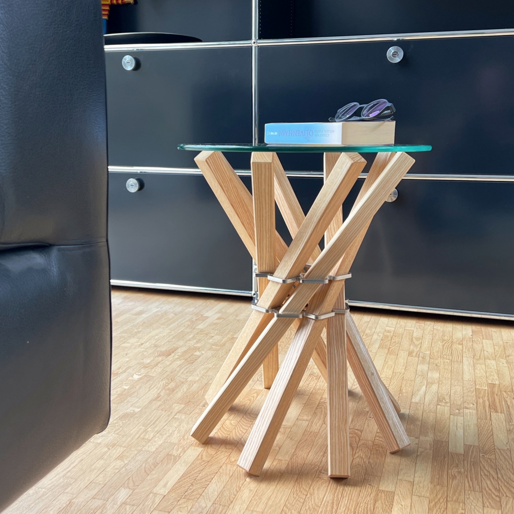keilbach - Tavolino - runder Design Beistelltisch aus Holz & Glas keilbach - Tavolino - runder Design Beistelltisch aus Holz & Glas