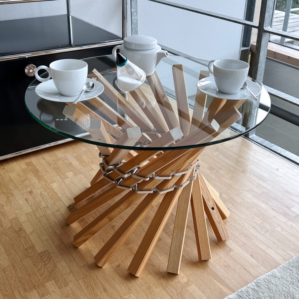 keilbach - Tavolino Grande - runder Design Couchtisch aus Holz & Glas keilbach - Tavolino Grande - runder Design Couchtisch aus Holz & Glas