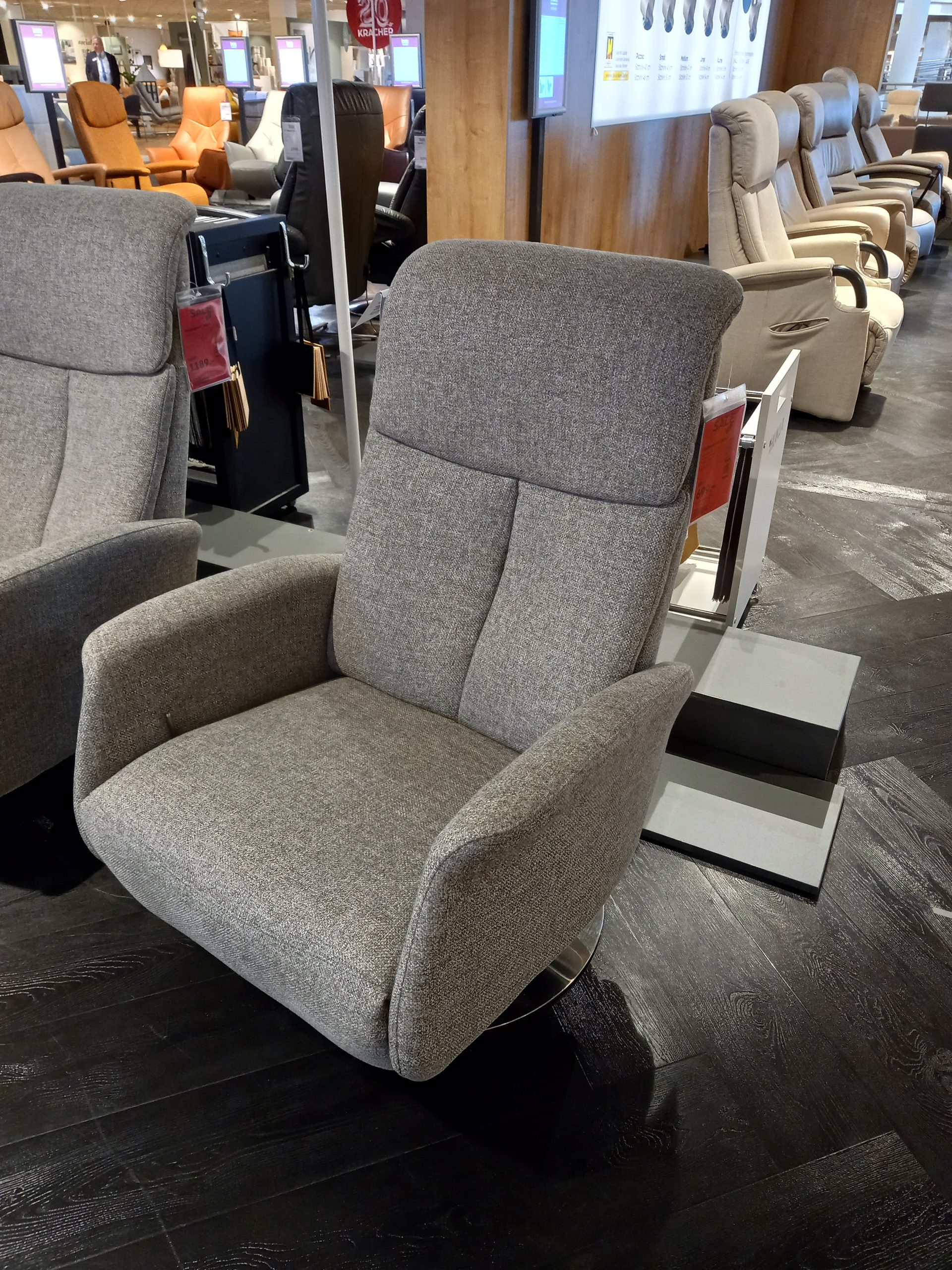Knudsen Relaxsessel klein SUPERIOR in Stoff Montana stone