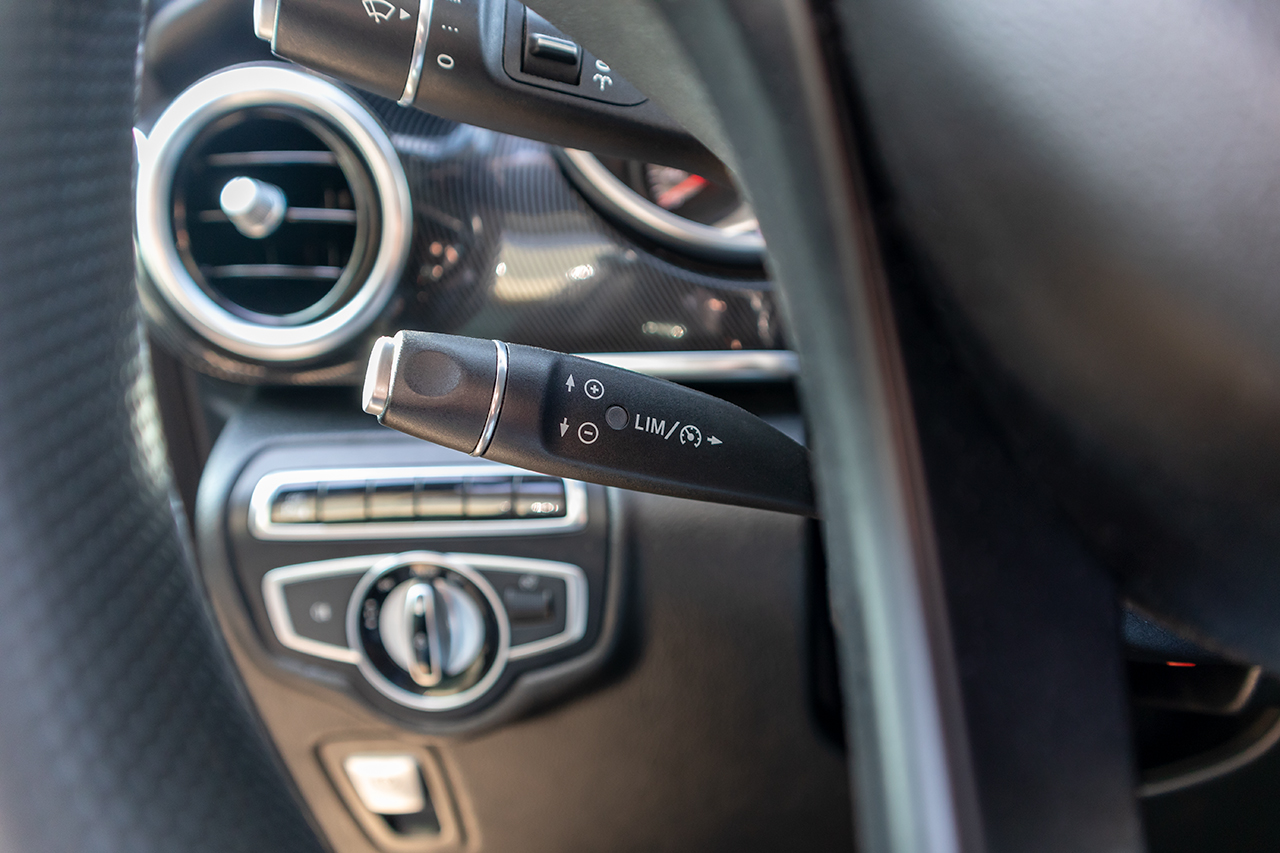 Komplettset Tempomat mit Limiter Code MS1 für Mercedes V-Klasse W447 inkl. Codierdongle Komplettset Tempomat mit Limiter Code MS1 für Mercedes V-Klasse W447 inkl. Codierdongle
