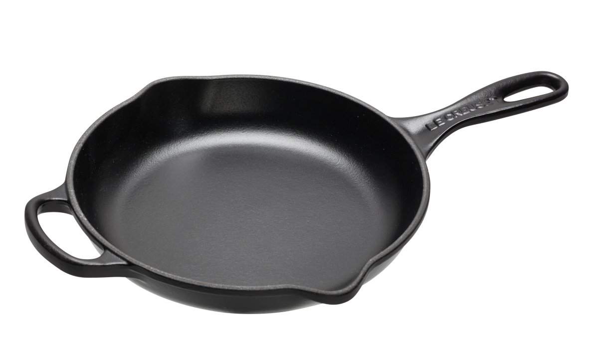 Le Creuset Brat- und Servierpfanne Ø ca. 23cm Schwarz - Gallery 1 Le Creuset Brat- und Servierpfanne Ø ca. 23cm Schwarz