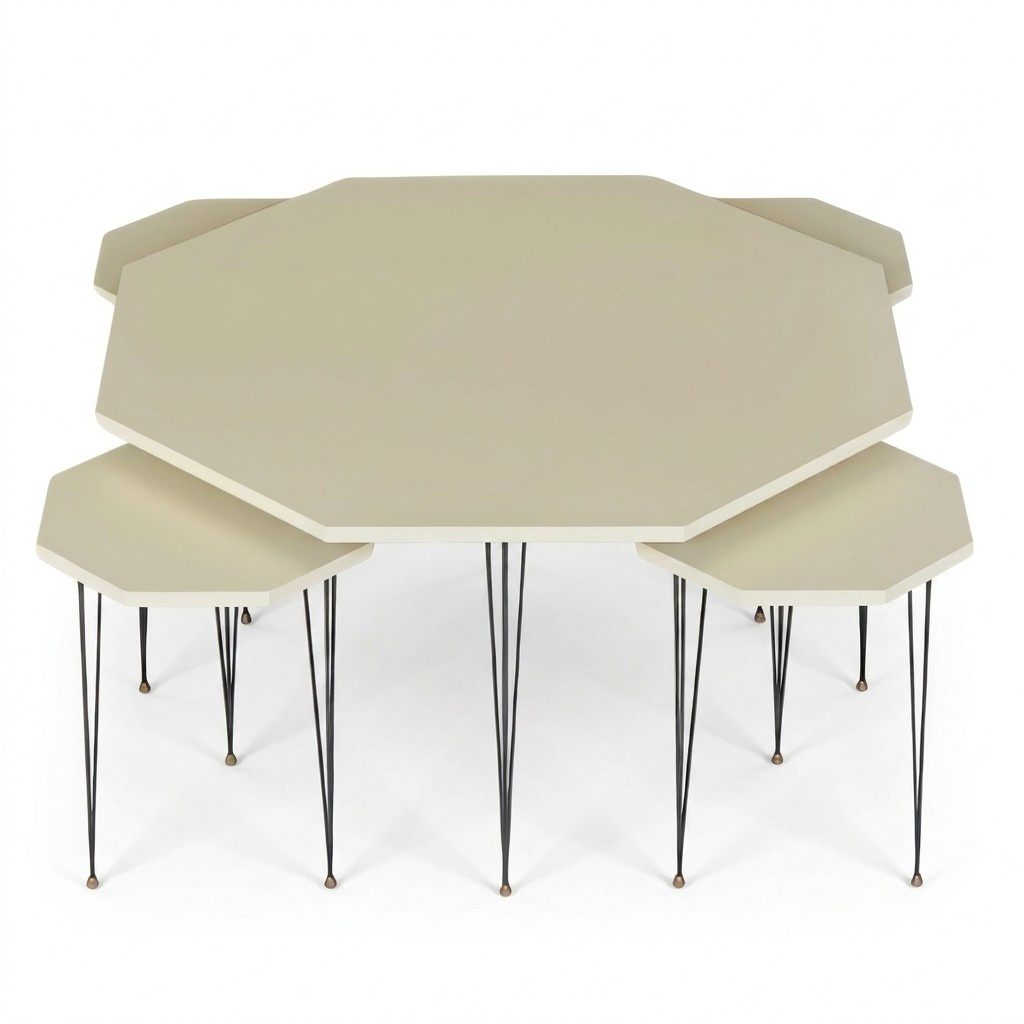 Moderner Couchtisch/Beistelltisch aus Holz in Beige mit elegantem Design Moderner Couchtisch/Beistelltisch aus Holz in Beige mit elegantem Design