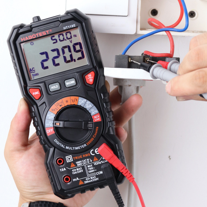 Neues Viereinhalbstelliges Digitalmultimeter Von Wabash ， Neues Viereinhalbstelliges Digitalmultimeter Von Wabash - Groß