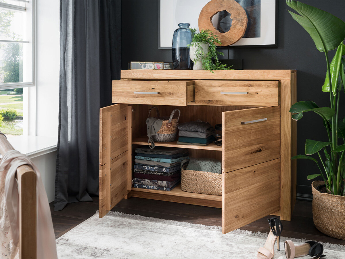 G+K Sideboard I 169, Wildeiche massiv geölt + Griff Nickel - Gallery 1 G+K Sideboard I 169, Wildeiche massiv geölt + Griff Nickel
