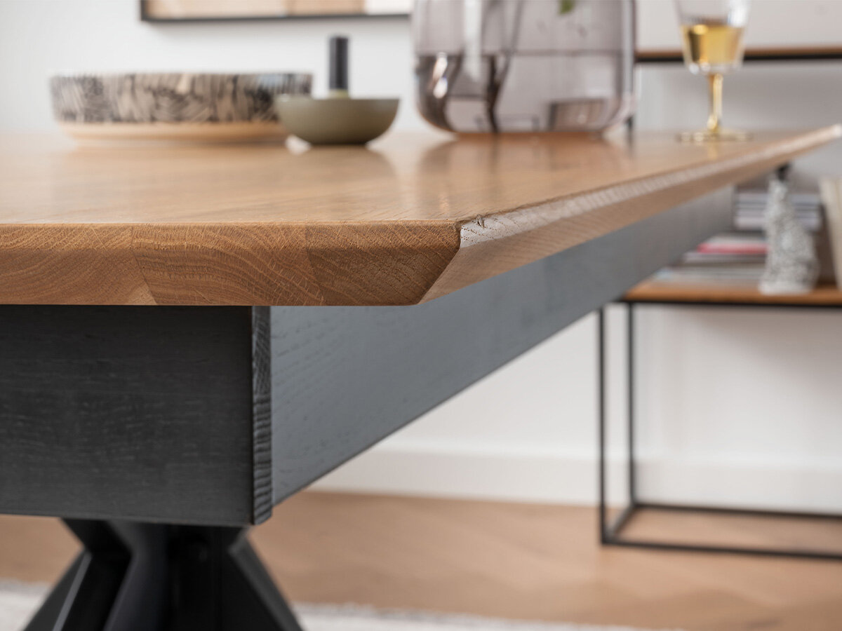 G+K Tisch 595 160-245x90, Wildeiche massiv geölt