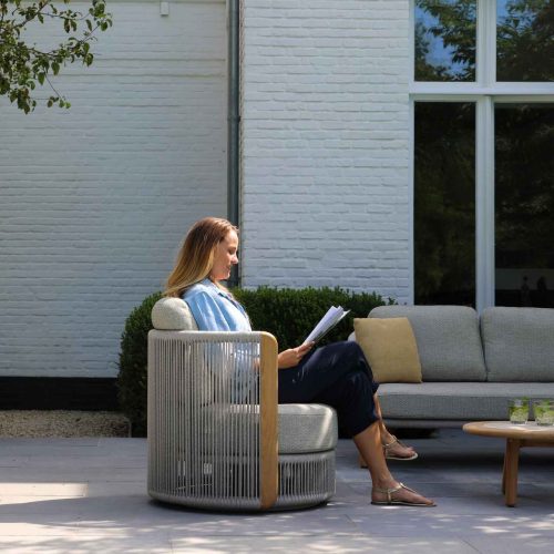 Haven Drehbarer Outdoor Lounge-Sessel in Mokka