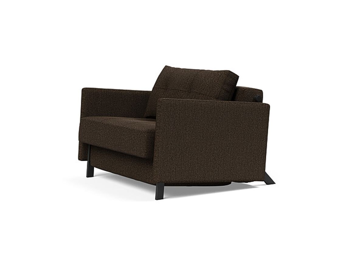 Innovation Cubed 02 Stuhl mit Armlehnen 358 Taura Choco