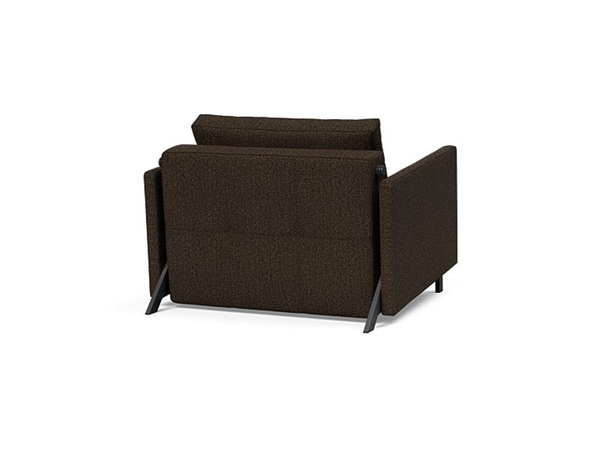 Innovation Cubed 02 Stuhl mit Armlehnen 358 Taura Choco