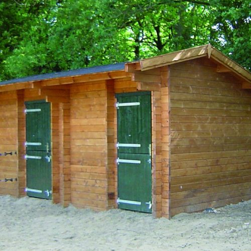 Pferdebox Duo 7,5×3,8m hochwürdig Fichten Pferdebox Duo 7,5×3,8m hochwürdig Fichten