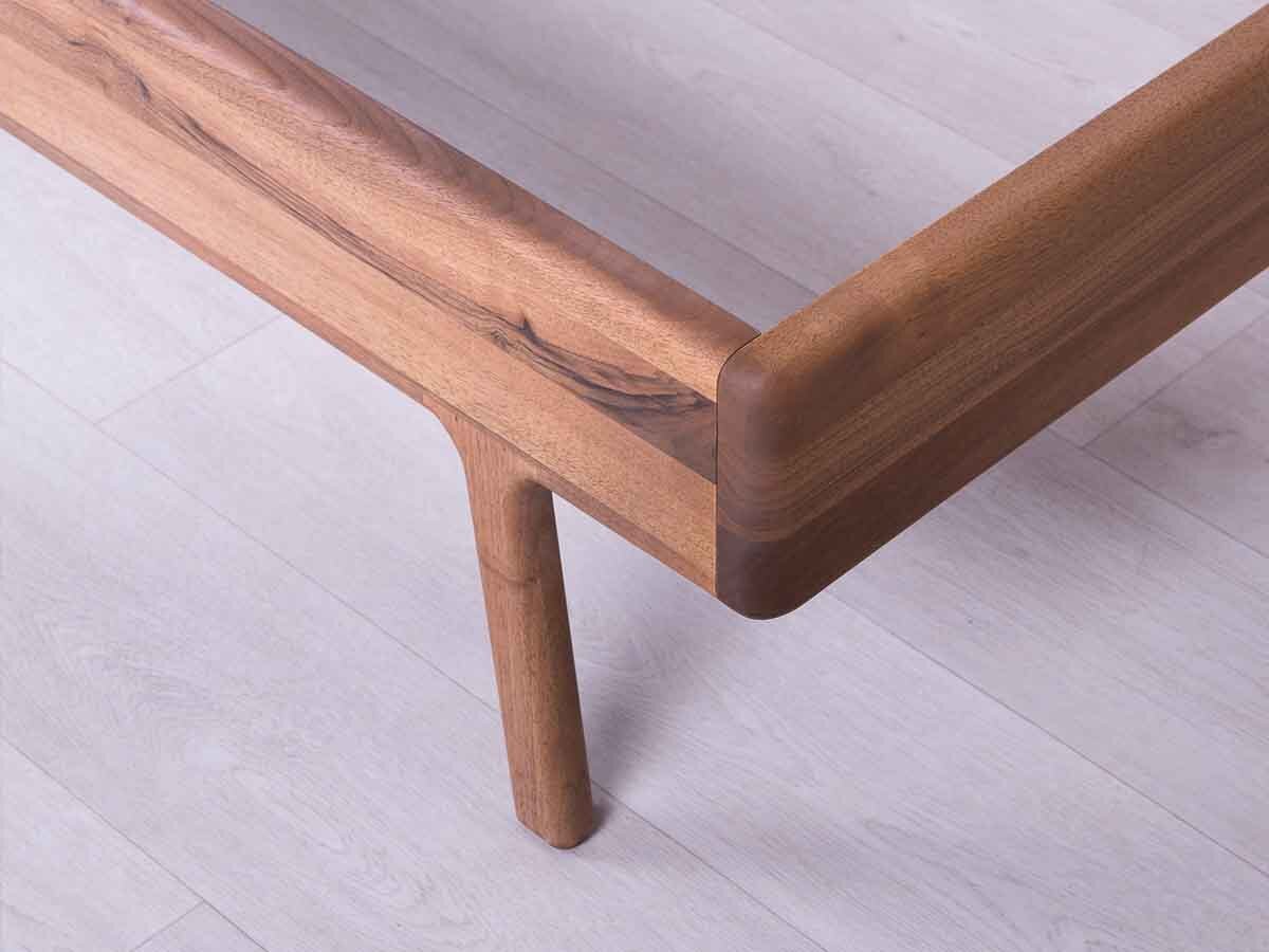 rast Massivholzbett Aristeo 90 x 190 cm Kernbuche natur
