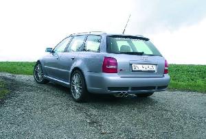 BN Pipes Audi RS4 B5 Vor- und Endschalldaempfer BN Pipes Audi RS4 B5 Vor- und Endschalldaempfer
