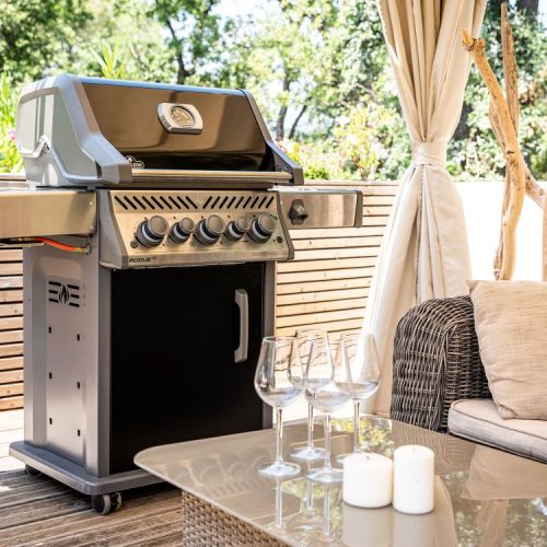 Gasgrill Special Edition ROGUE® SE 425 RSIB mit Infrarot Seiten- und Rückbrenner…