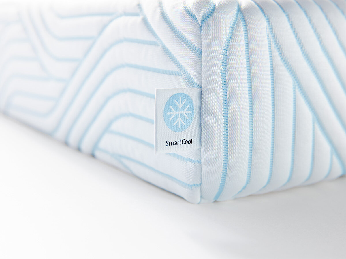 TEMPUR PRO® Plus SmartCoolTM Topper